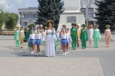 Фото: Сегодня в Свислочи "Гамоняць пушчы беларускія..." (добавлено видео )