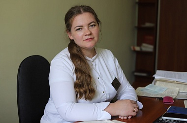Фото: Инициативная, отзывчивая, внимательная. Заведующая поликлиники Елена Лигер в молодом возрасте добилась значимых успехов