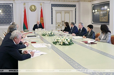 Фото: Lukashenko: Belarus should remain a presidential republic