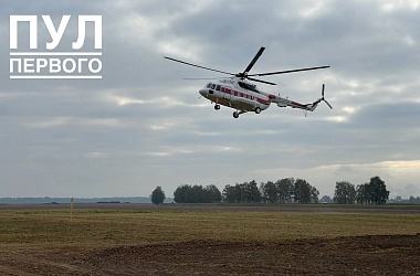 Фото: Лукашенко знакомится с развитием в Беларуси птицеводческой отрасли