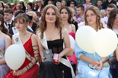 Фото: Выпускные вечера в школах Беларуси пройдут 14 июня
