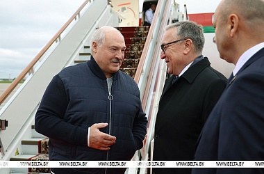 Фото: Александр Лукашенко прибыл с рабочим визитом в Россию