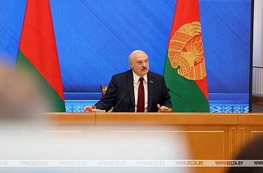 Фото: Lukashenko: Some 46,000 people took to the streets at the height of Minsk protests