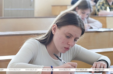 Фото: В Беларуси стартовали ЦЭ и ЦТ