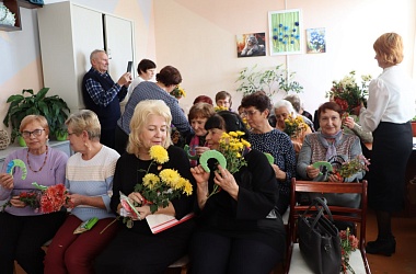Фото: В филиале Свислочского центра социального обслуживания в Порозово прошло мероприятие в рамках декады "Золотой возраст"