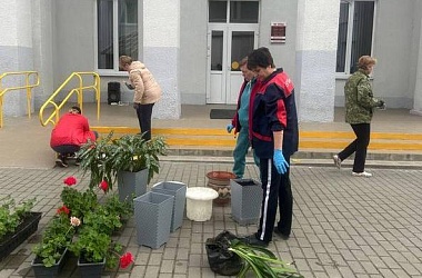 Фото: Работники культуры наводят красоту