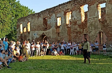 Фото: 14 жніўня пройдзе сустрэча ля сцен Гальшанскага замка