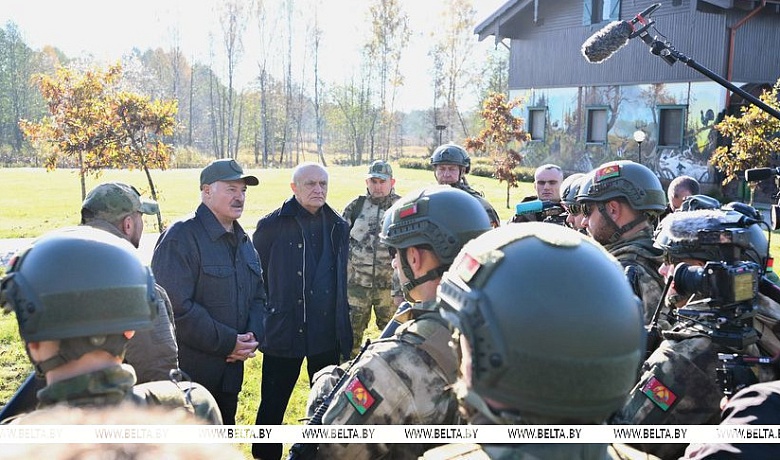 Фото: Смелый эксперимент, северная стратегия, учеба для военных и народное ополчение. Итоги недели Президента