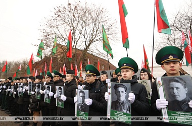 Фото: "Эстафете Победы" вдоль внешних границ СНГ дали старт в Брестской крепости