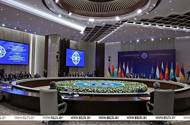 Фото: Саммит ОДКБ, Мьянма, Оман... Подробности большой зарубежной командировки Александра Лукашенко