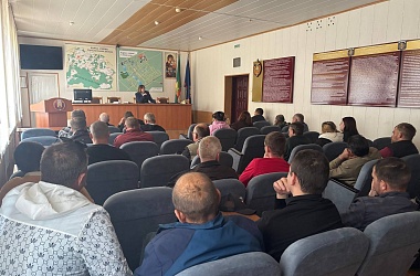 Фото: Цена секундного выбора: в Свислочском районе прошла встреча с подучетными лицами