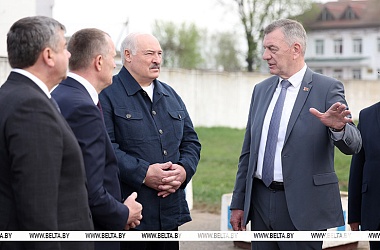 Фото: Образец для всей страны. Александр Лукашенко на примере Шкловского района определил курс развития регионов