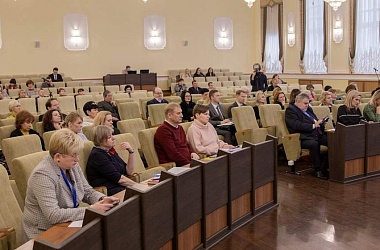 Фото: «Наша миссия – донести молодым людям, что они движущая сила страны». В Гродно проходит республиканский семинар, посвященный воспитательной работе с молодежью