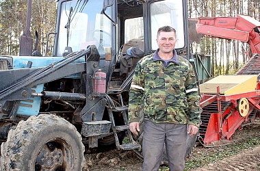 Фото: Все реже в поле слышен гул тракторов