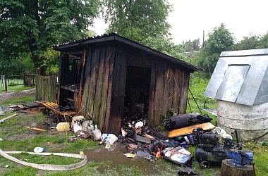 Фото: Два пожара от грозы