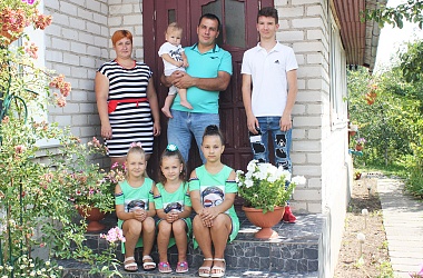 Фото: KTO POMOŻE W BUDOWIE DOMU?