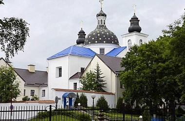 Фото: Православные верующие празднуют День Святой Троицы
