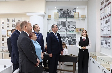 Фото: В гимназии № 1 им. П. Василенко открылся Музей истории образования Свислочского района