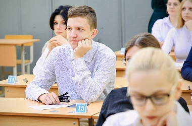 Фото: С комфортом и соблюдением всех правил. Как прошло первое централизованное тестирование по белорусскому языку в Гродно