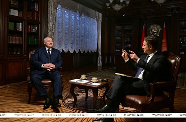 Фото: О переговорах с США, встрече Владимира Путина и Дональда Трампа, Украине и своем преемнике. Главное из интервью Александра Лукашенко журналу Time