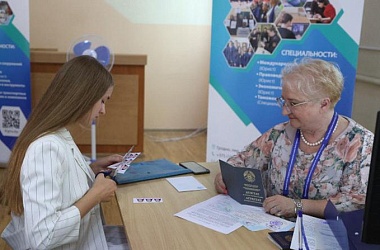 Фото: Какие специальности стали самыми популярными у поступающих в вузы в 2024 году, рассказал эксперт