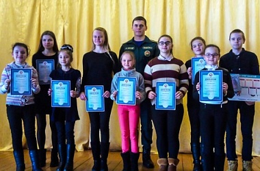 Фото: Учащиеся школ района приняли участие в конкурсе "Школа безопасности" (+Видео)