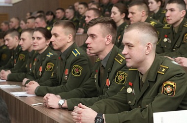 Фото: Продлен срок приема заявлений в военные учебные заведения. Что нужно знать абитуриентам?