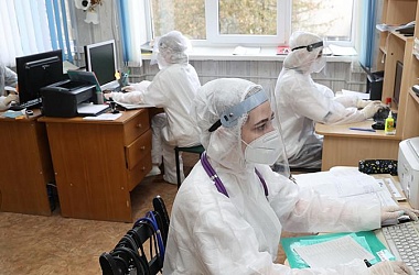 Фото: У отдельных категорий работников медицины с 1 октября вырастут надбавки