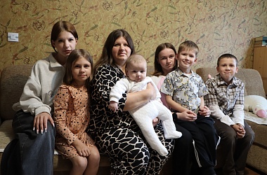 Фото: Для одиноких сердец Надежда. Как приемная мама из Свислочи Надежда Ширяева дарит любовь и заботу и родным, и приемным детям