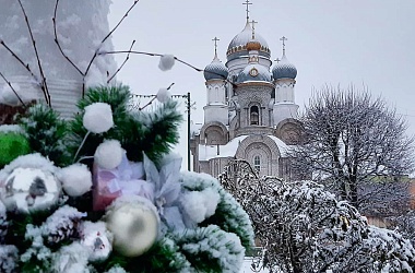 Фото: Православные верующие празднуют Рождество Христово