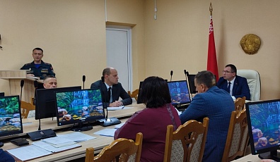 Фото: На планерке у председателя райисполкома: «Завершение сева, подготовка ферм к зимовке и кадровый вопрос»   