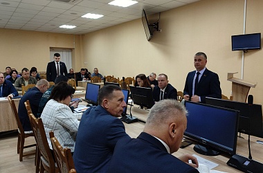 Фото: На планерке у председателя райисполкома: «Планы надо выполнять»