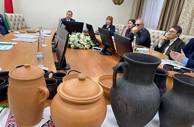 Фото: Поразаўская чорнаглянцаваная кераміка ўключана ў спіс гісторыка-культурнай